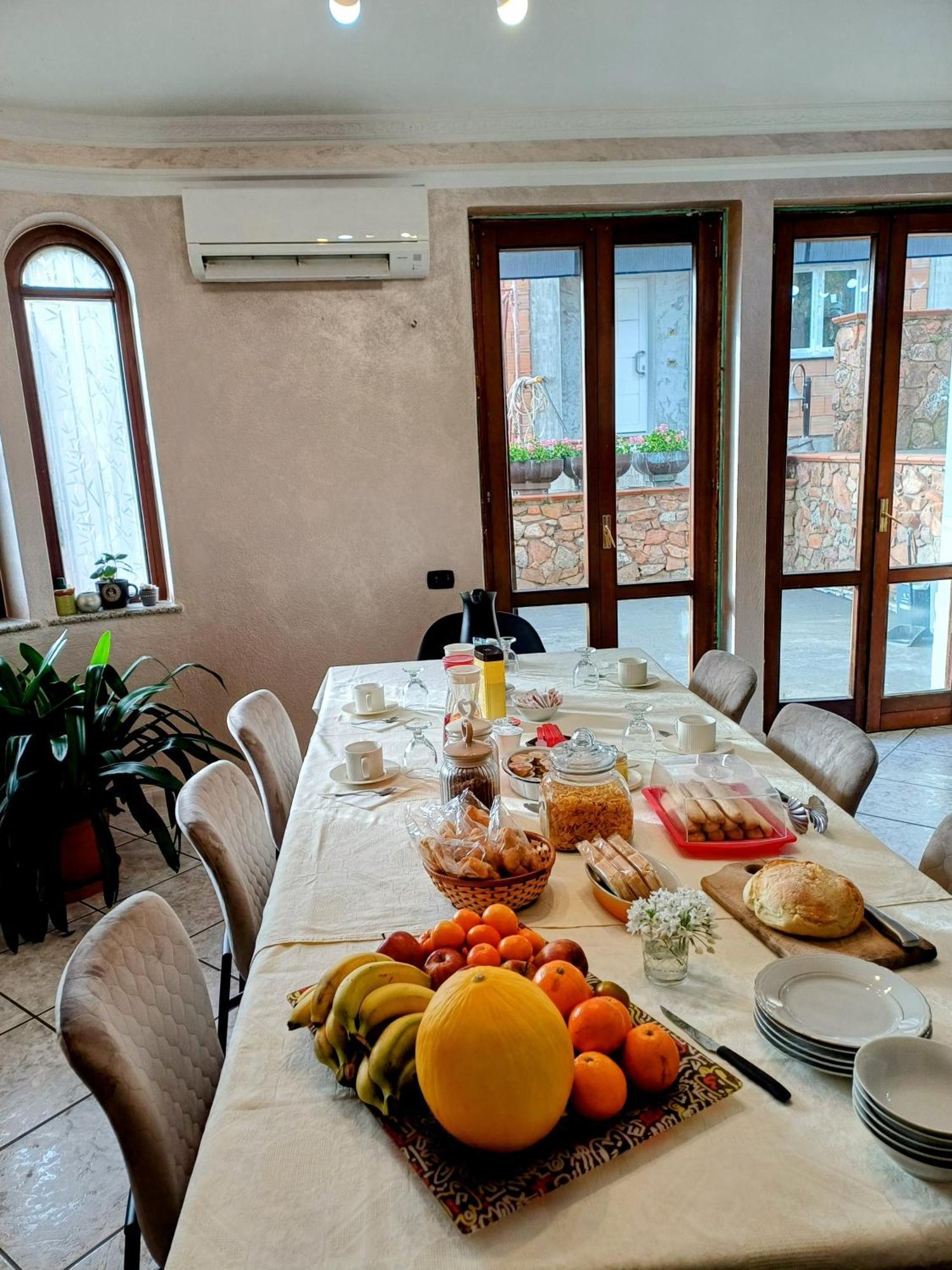 Monti E Mare Panzió Lanusei Kültér fotó